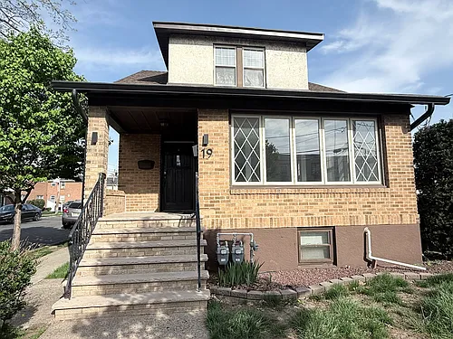 19 Victor St #2 Photo 1