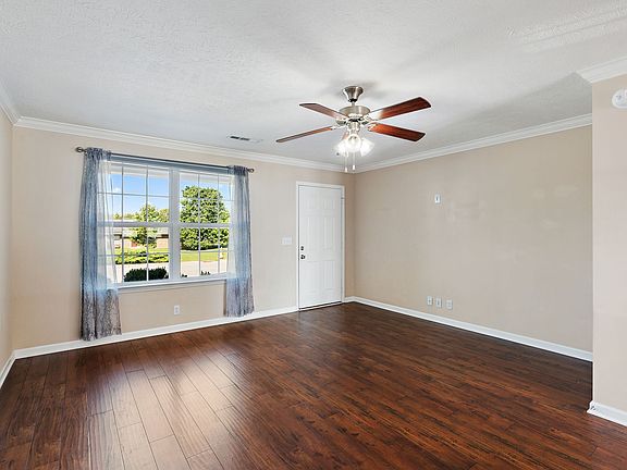 4th image of 1420 Orange Ct