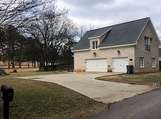171 Scarbrough Ln, Anniston, AL 36207