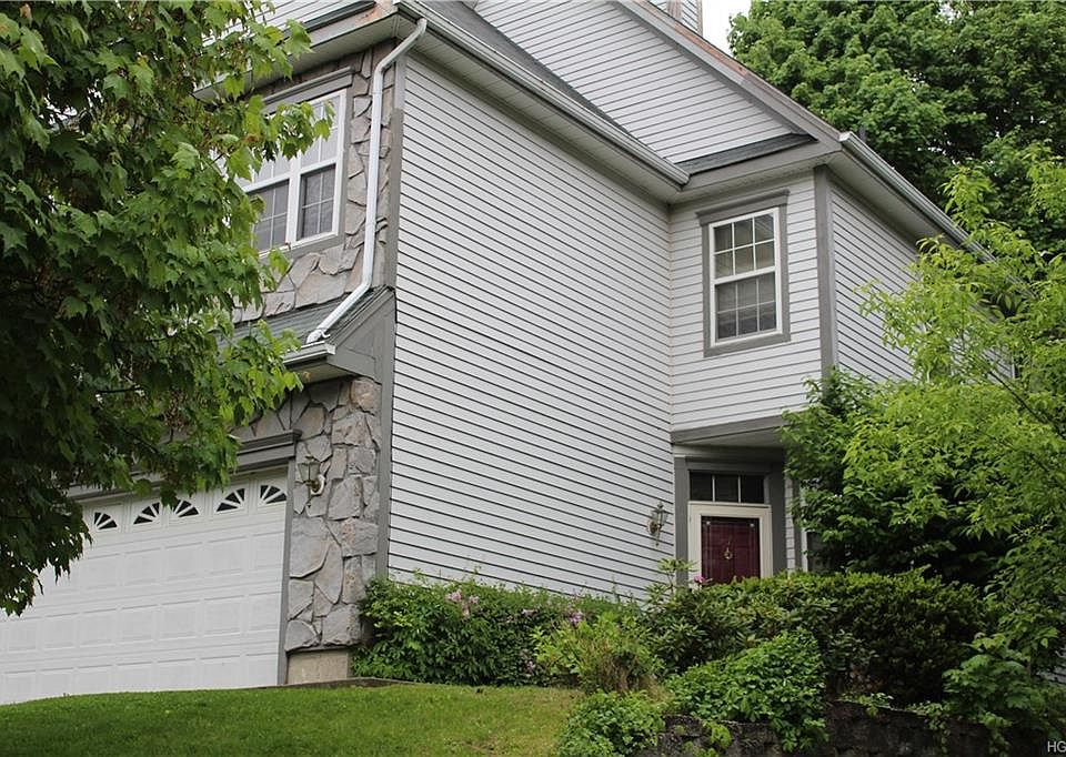 31 Mackellar Ct, Peekskill, NY 10566 Zillow
