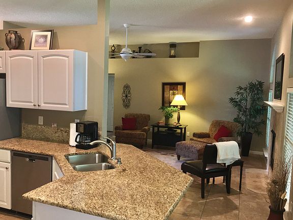 5th image of 1854 Willesdon Dr E