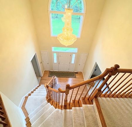 5th image of 80 Plum Brook Rd