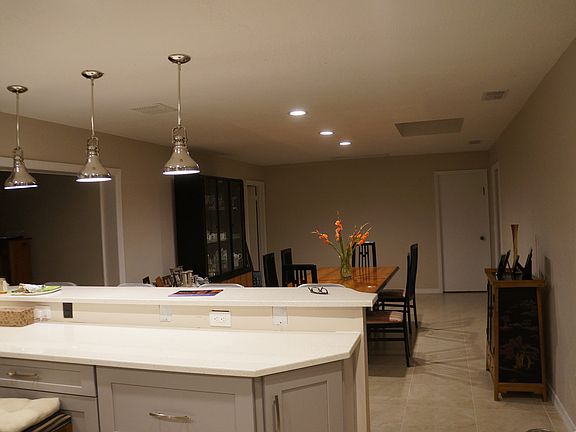 2nd image of 8513 Clematis Ln