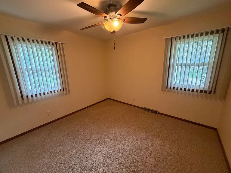 701 Vine St — Photo 25
