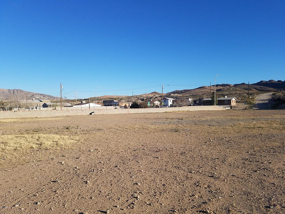 2nd image of 364 McNutt Rd