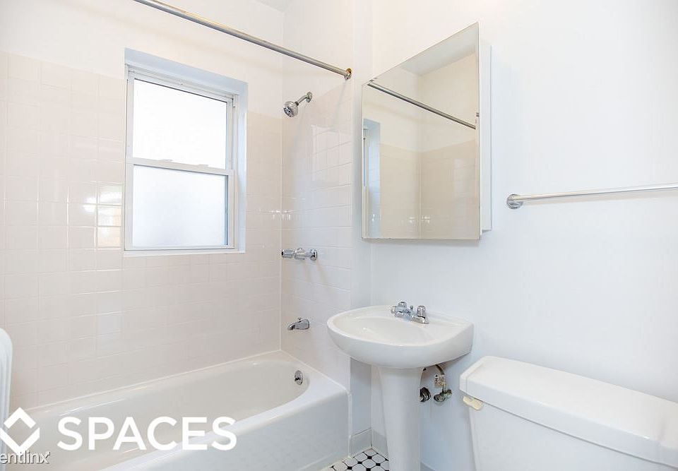 1st image of 4877 N Ashland Ave APT 1N