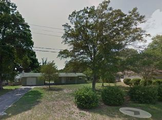 8204 N Saint Peter Ave, Tampa, FL 33614