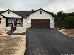 1200 Primrose Path, Canyon Lake, TX 78133