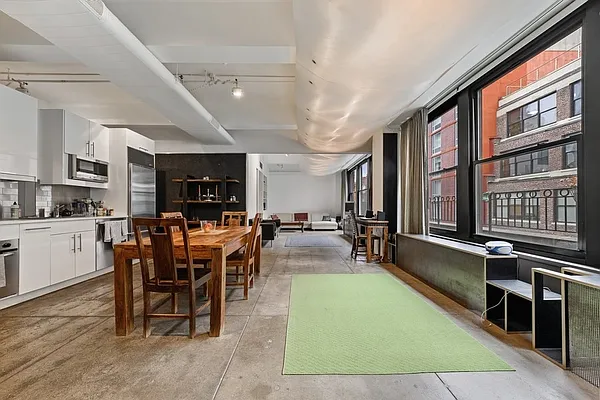 Rented by Compass | media 13