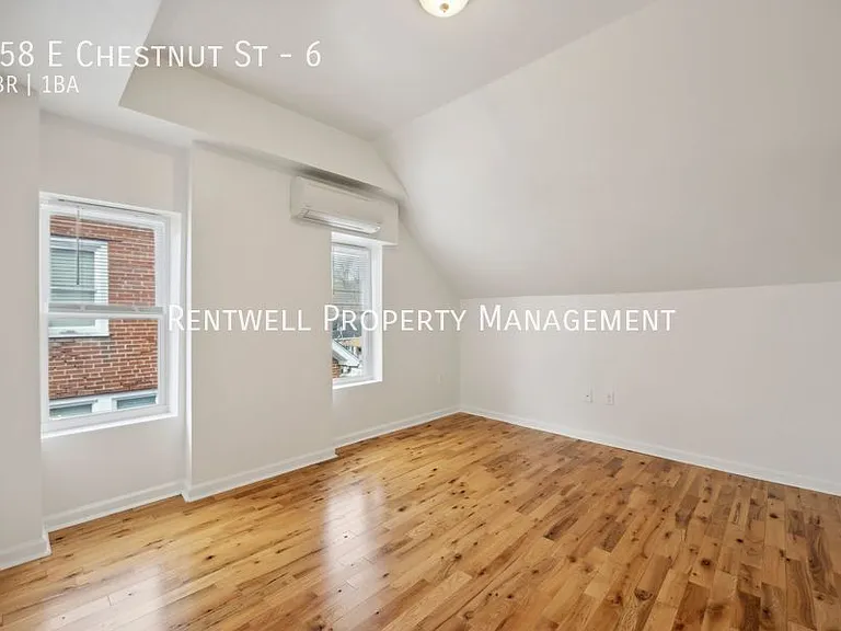 658 E Chestnut St #6 — Photo 10