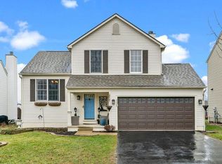 2220 Brookbank Dr, Grove City, OH 43123