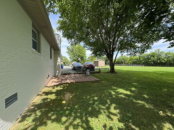 4th image of 134 Richdale Ln