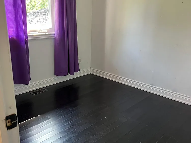 384 Ashbury Rd — Photo 24