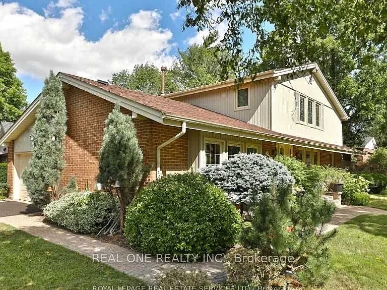 236 Ash Tree Way — Photo 2
