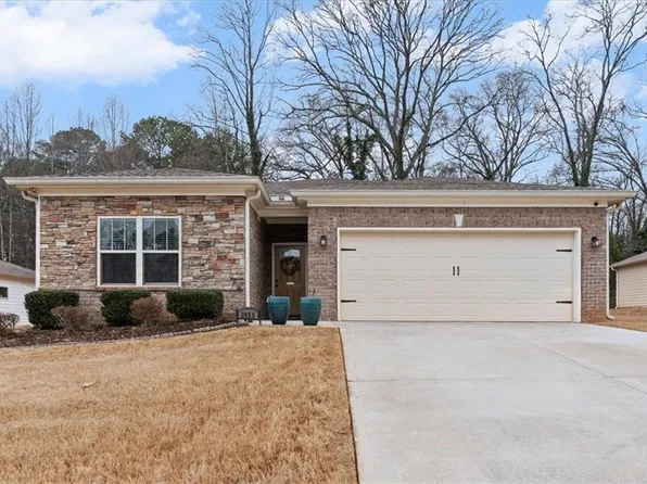 2085 Treehaven Ct, Decatur, GA 30035