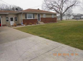 180 S Wolf Lake Rd, Muskegon, MI 49442