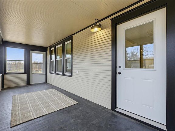 4th image of 19378 Mudhollow Rd