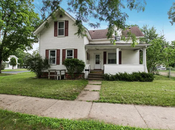 202 13th Ave W, Menomonie, WI 54751