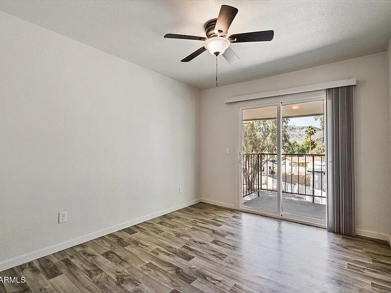1346 E Mountain View Rd #208 — Photo 26