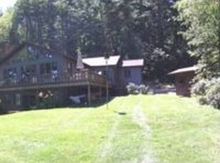 8785 Locust St SW, Poland, OH 44675