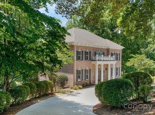 209 37th Avenue Pl NW, Hickory, NC 28601