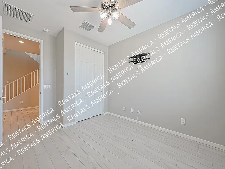 15713 W Woodlands Ave — Photo 32