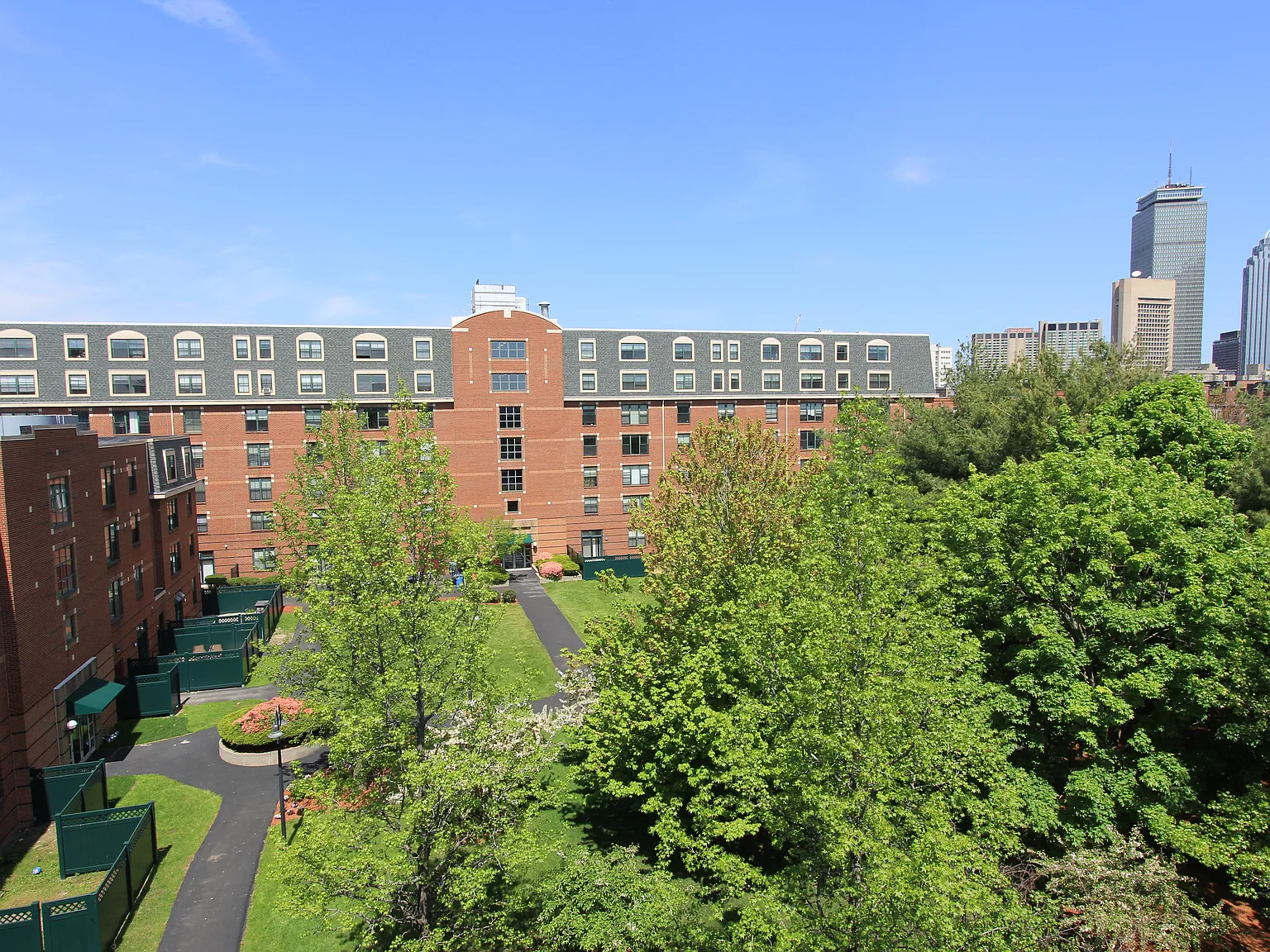 Douglass Apartments — Photo 4