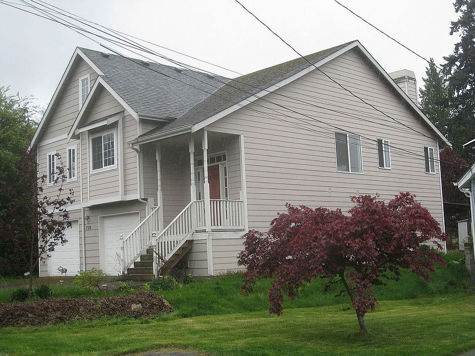 2nd image of 719 NE 189th St