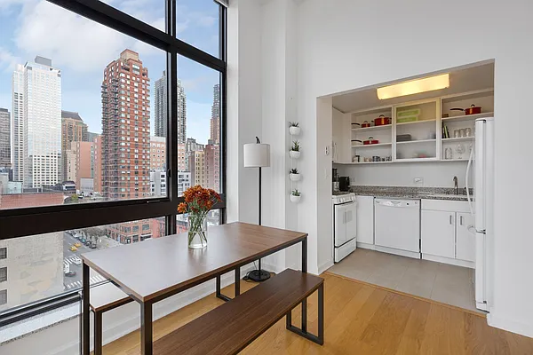 Rented by Cooper & Cooper Real Estate | media 72