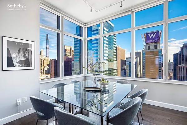 Rented by Sotheby's International Realty | media 11