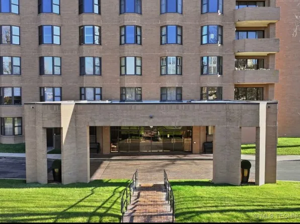 2121 S Yorktown Ave APT 602, Tulsa, OK 74114