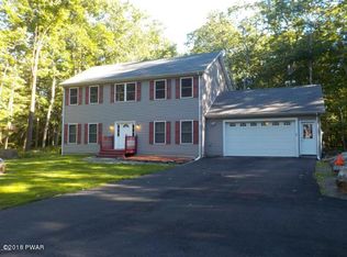 106 Conklin Ln, Milford, PA 18337