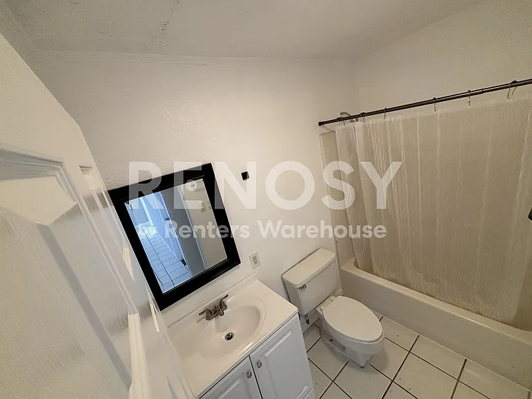 2818 W Heatherbrae Dr — Photo 28