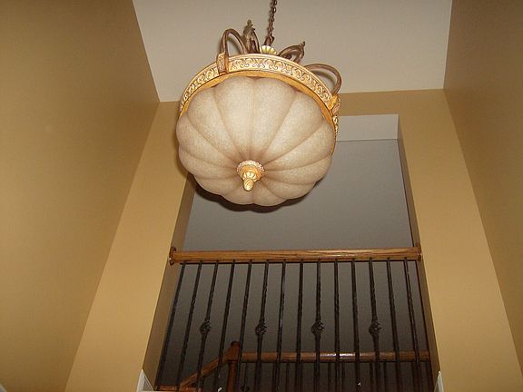 4th image of 140 Northern Oaks Dr