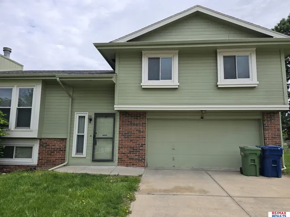 907 Thurston Ave, Bellevue, NE 68123