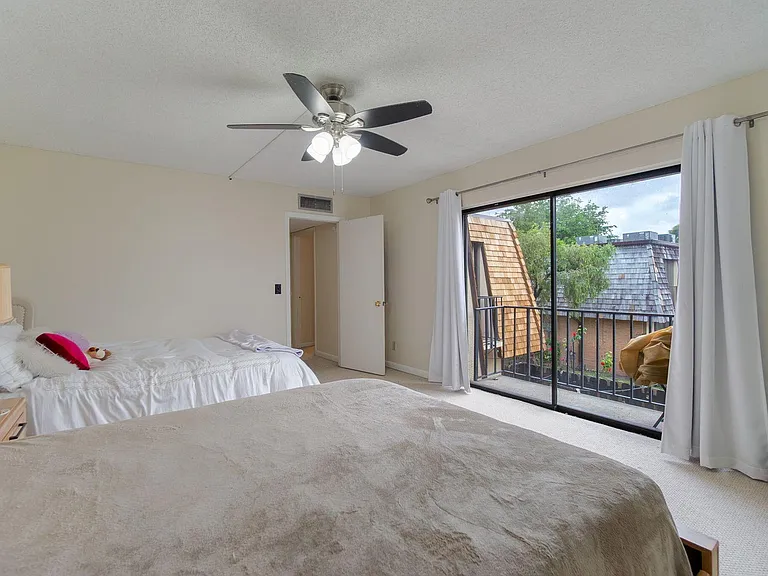 393 Lake Arbor Dr — Photo 6