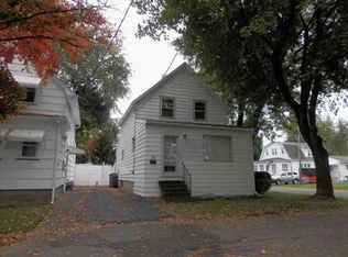 20 Apple St, East Rochester, NY 14445