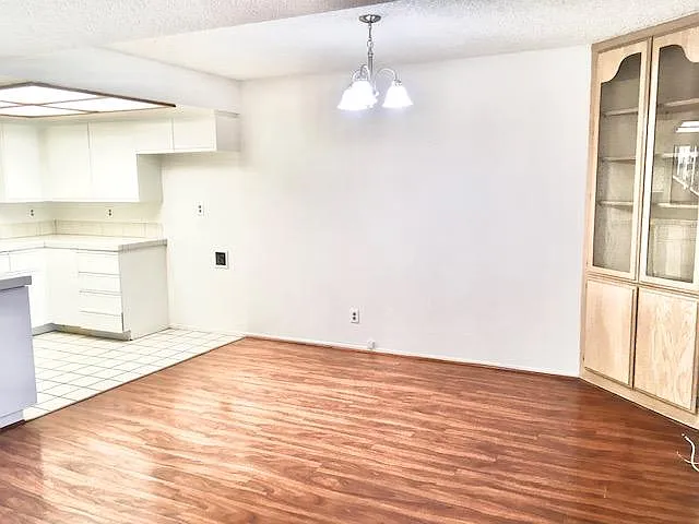 16762 Moody Cir — Photo 4