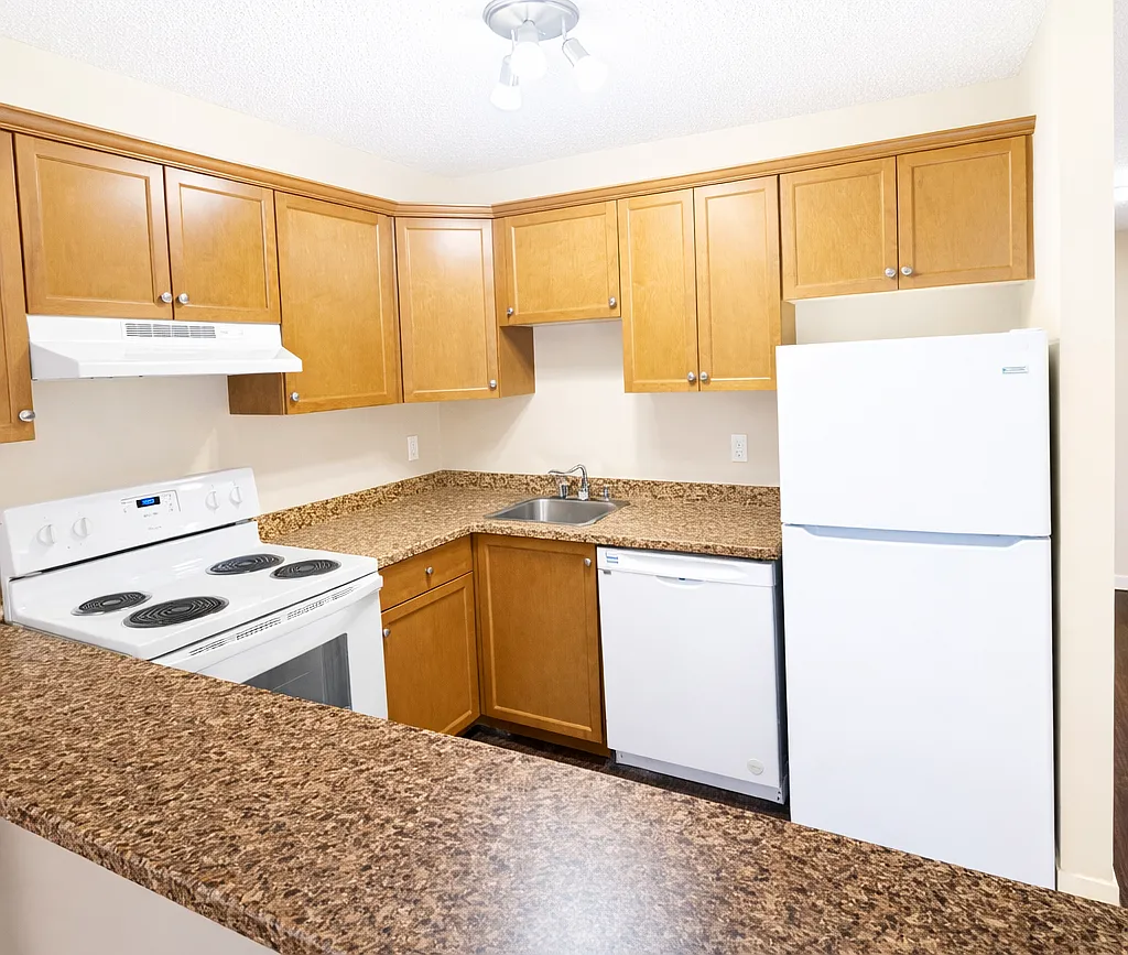 Parkview Village Apartments — Photo 3