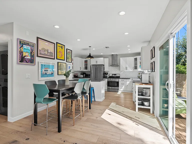 1001 N Rampart Blvd — Photo 8