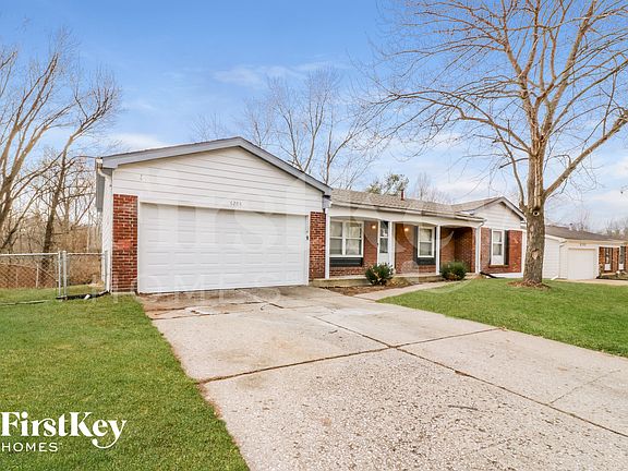 2nd image of 6208 Silver Fox Dr