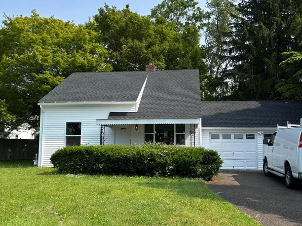 1972 Coolidge Ave, Willow Grove, PA 19090