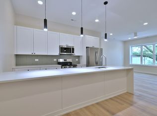 7512-7522 Madison Street - 7518-E, Forest Park, IL 60130