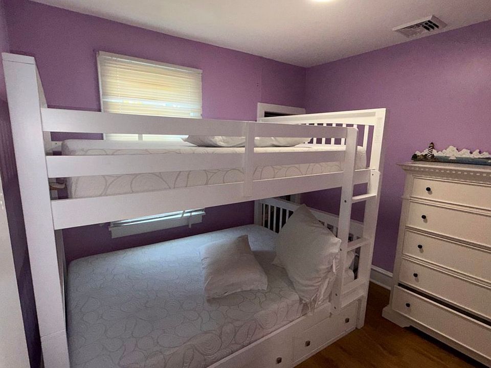2nd image of 216 E 5th Ave #3