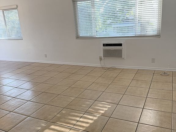 5th image of 1256 W 11th St #D