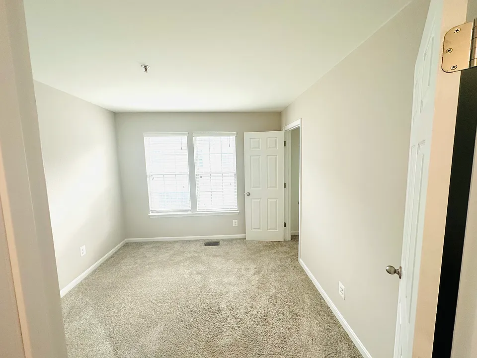 3558 Morning Star Pl