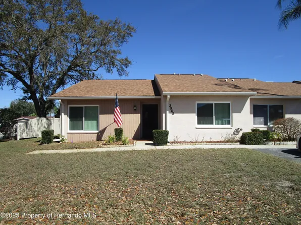 3968 Sailmaker Ln, Holiday, FL 34691