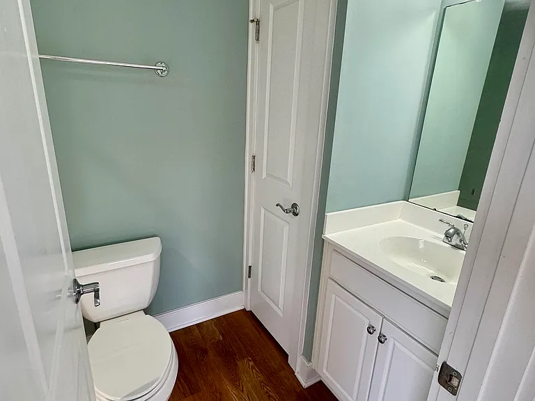 114 Caty Ln — Photo 9