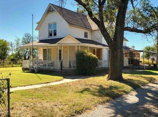 1129 Elm Ave, Ponca City, OK 74604