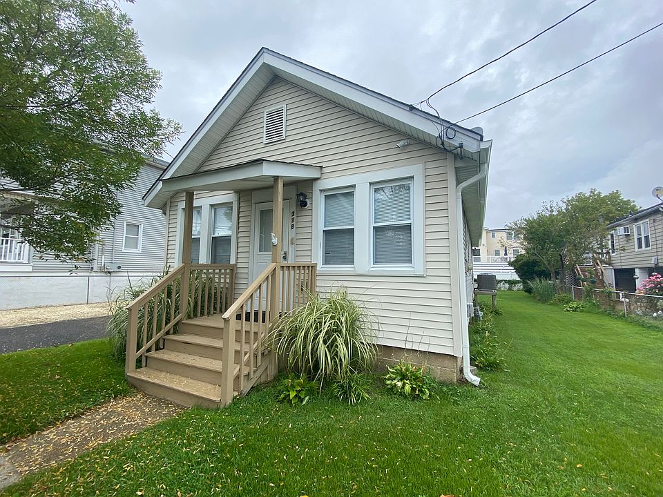 1st image of 318 Dupont Ave